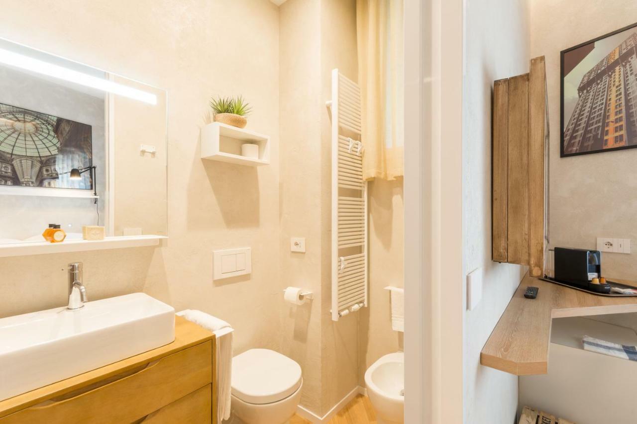 Duomo Deluxe Room Милано Екстериор снимка