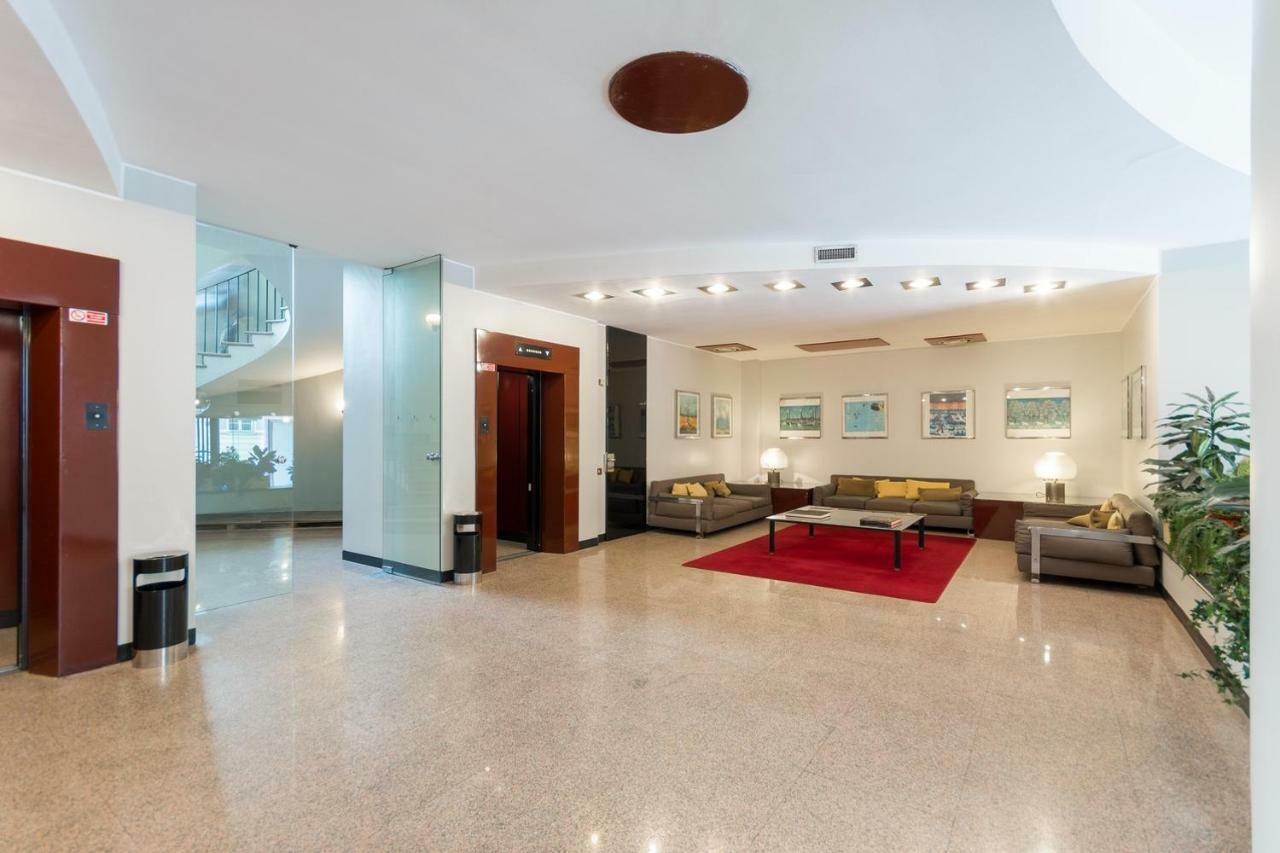 Duomo Deluxe Room Милано Екстериор снимка