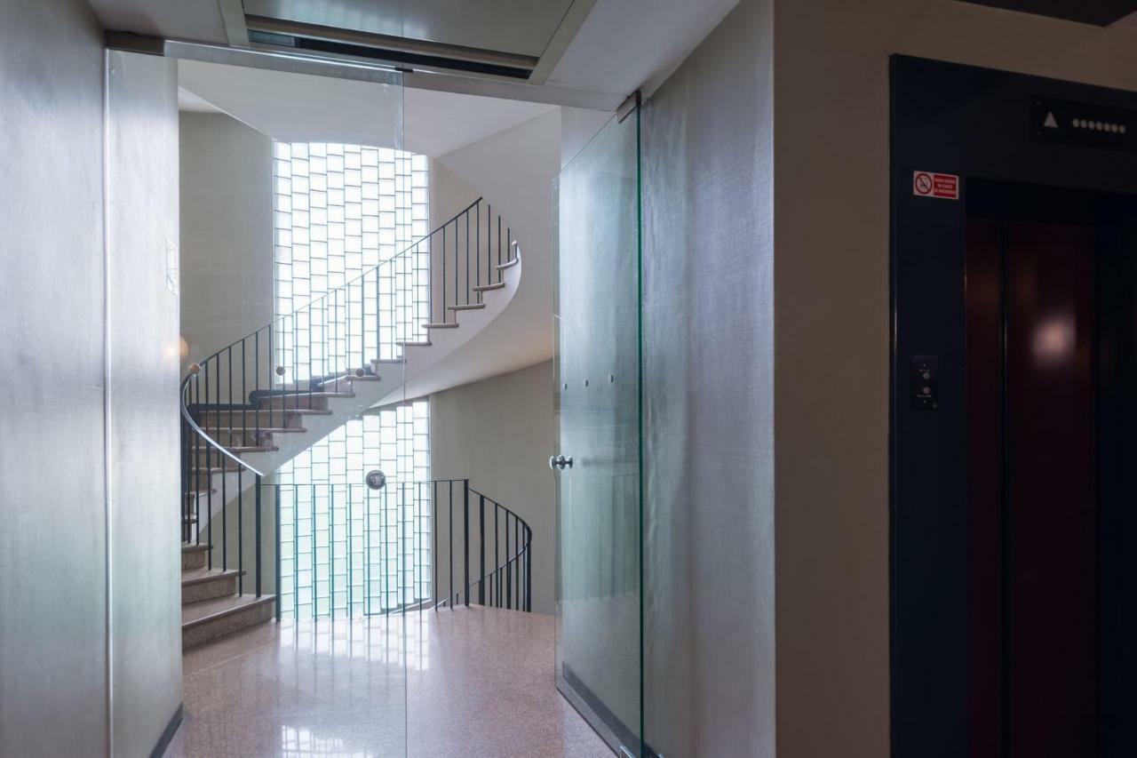 Duomo Deluxe Room Милано Екстериор снимка