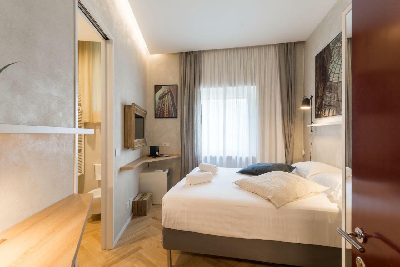 Duomo Deluxe Room Милано Екстериор снимка