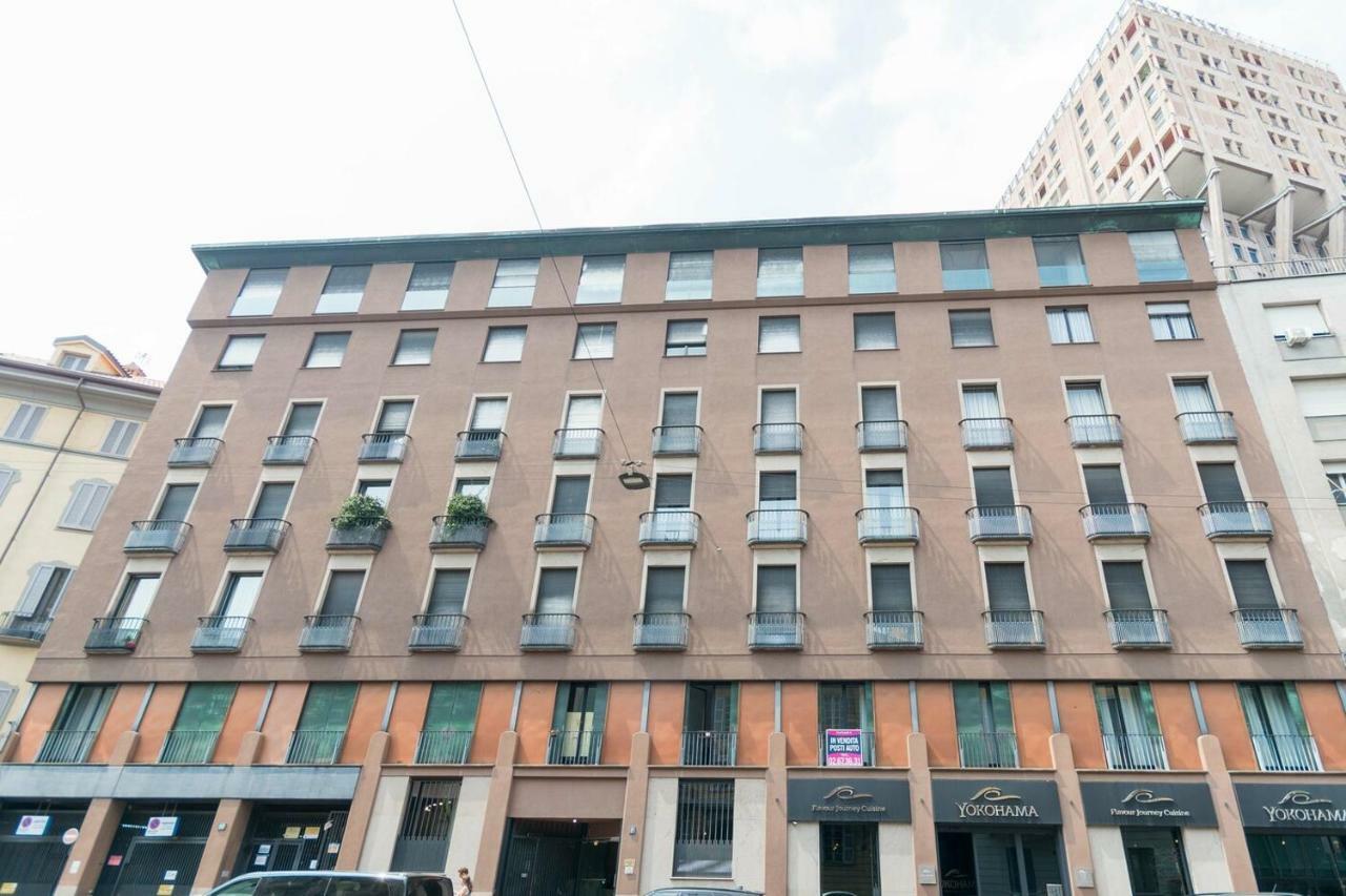 Duomo Deluxe Room Милано Екстериор снимка